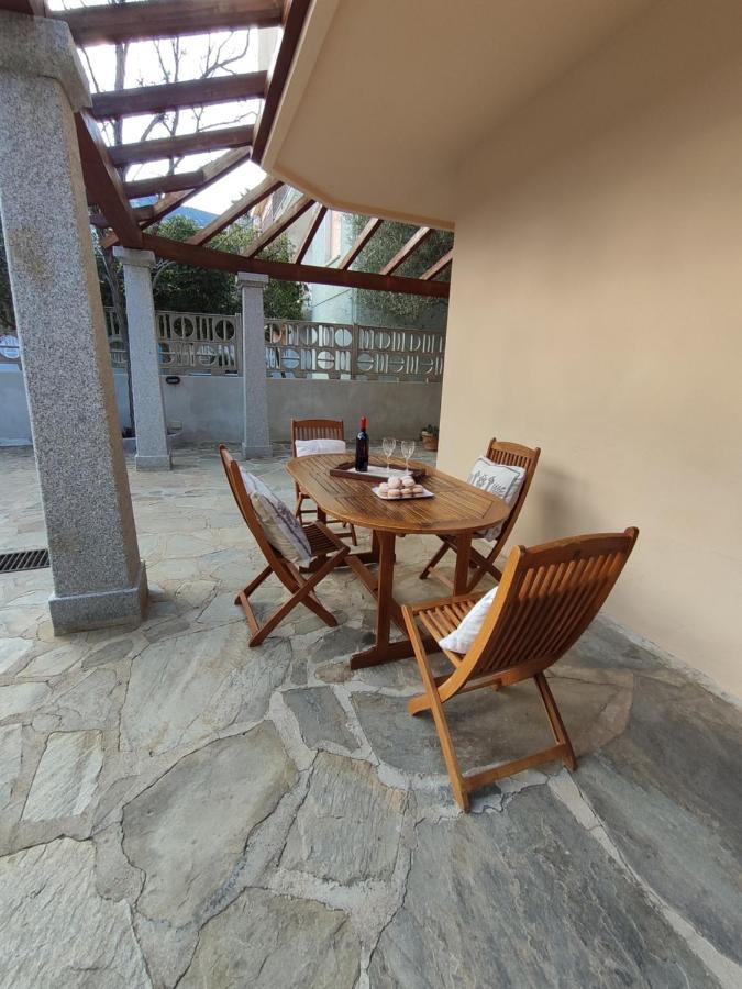 Apartment Stella Maris Кала Гононе Екстериор снимка