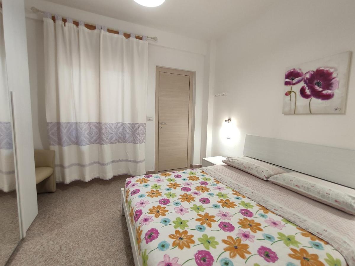 Apartment Stella Maris Кала Гононе Екстериор снимка